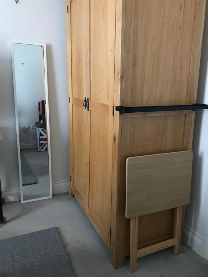 The Glam Cave Apartamento Bushbury Exterior foto