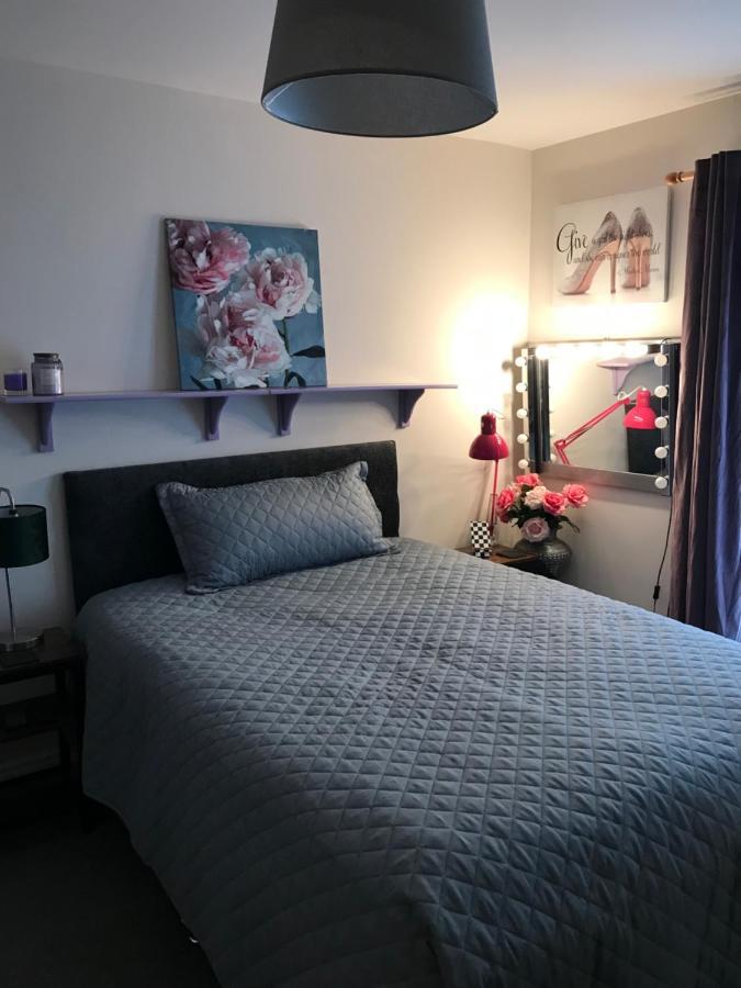 The Glam Cave Apartamento Bushbury Exterior foto